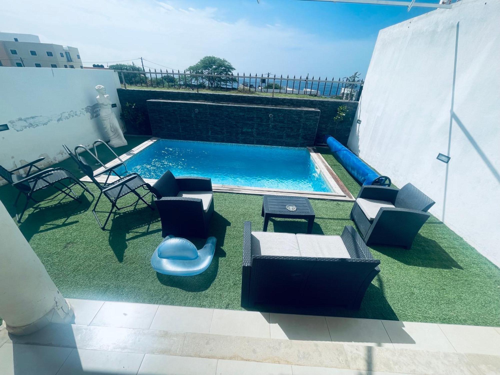 Villa Residencial Eunice Прая Екстериор снимка